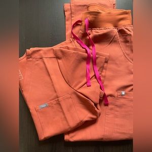 Figs scrubs set in Terracotta! Catarina top and yola straight bottom!